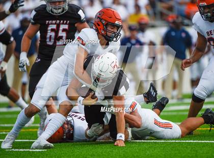 Thumbnail 3 in Bridgeland vs Tomball (6A Region II Area Playoff) photogallery.