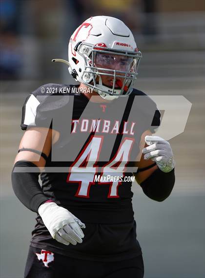 Thumbnail 3 in Bridgeland vs Tomball (6A Region II Area Playoff) photogallery.