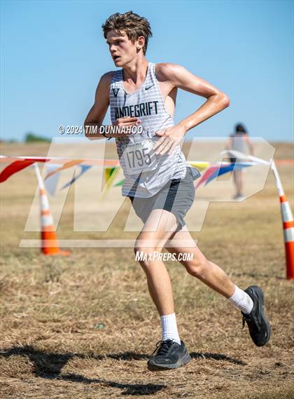Thumbnail 3 in UIL 6A Boys Cross Country District 25 Finals photogallery.