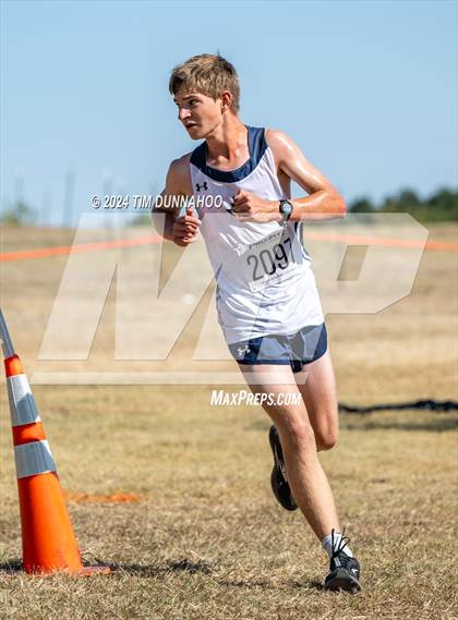 Thumbnail 1 in UIL 6A Boys Cross Country District 25 Finals photogallery.