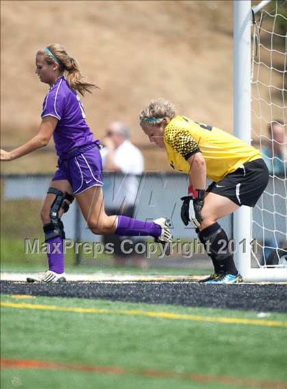Thumbnail 1 in McLean vs Battlefield (VHSL AAA Semifinal) photogallery.