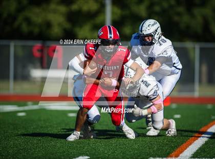 Thumbnail 2 in Huntington @ Smithtown East photogallery.