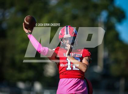 Thumbnail 1 in Huntington @ Smithtown East photogallery.