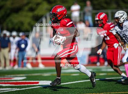 Thumbnail 3 in Huntington @ Smithtown East photogallery.