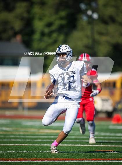 Thumbnail 2 in Huntington @ Smithtown East photogallery.