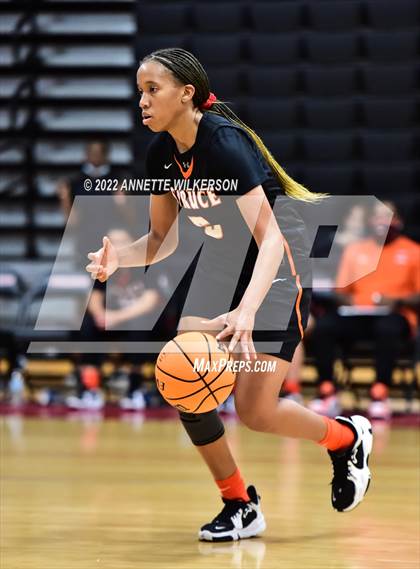 Thumbnail 3 in Spruce Creek @ Lake Highland Prep photogallery.
