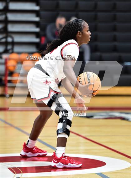 Thumbnail 3 in Spruce Creek @ Lake Highland Prep photogallery.