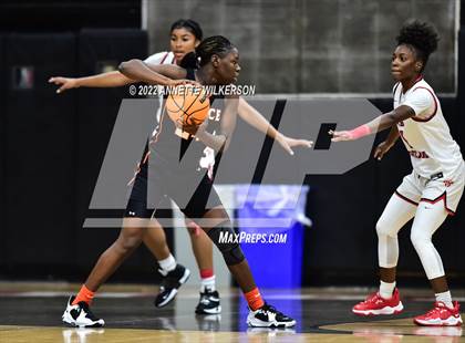 Thumbnail 2 in Spruce Creek @ Lake Highland Prep photogallery.