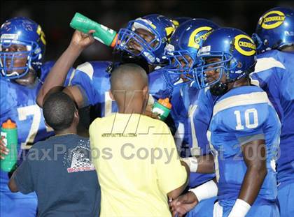 Thumbnail 3 in Lakewood @ Crenshaw photogallery.