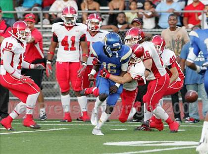 Thumbnail 3 in Lakewood @ Crenshaw photogallery.