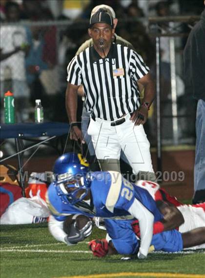 Thumbnail 3 in Lakewood @ Crenshaw photogallery.