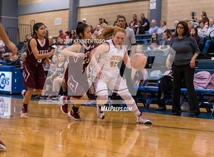 Thumbnail 3 in Devine vs. Poteet (UIL 4A Bi-District) photogallery.