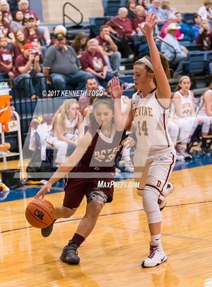 Thumbnail 3 in Devine vs. Poteet (UIL 4A Bi-District) photogallery.