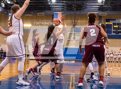 Thumbnail 3 in Devine vs. Poteet (UIL 4A Bi-District) photogallery.
