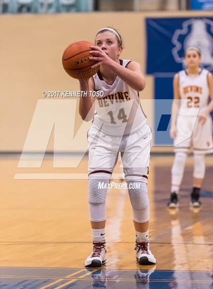 Thumbnail 2 in Devine vs. Poteet (UIL 4A Bi-District) photogallery.