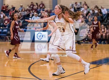 Thumbnail 2 in Devine vs. Poteet (UIL 4A Bi-District) photogallery.