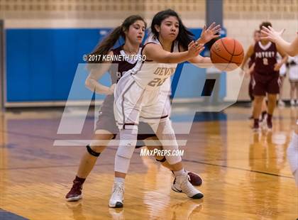 Thumbnail 1 in Devine vs. Poteet (UIL 4A Bi-District) photogallery.