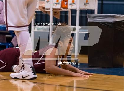 Thumbnail 3 in Devine vs. Poteet (UIL 4A Bi-District) photogallery.