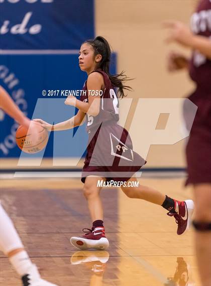 Thumbnail 3 in Devine vs. Poteet (UIL 4A Bi-District) photogallery.