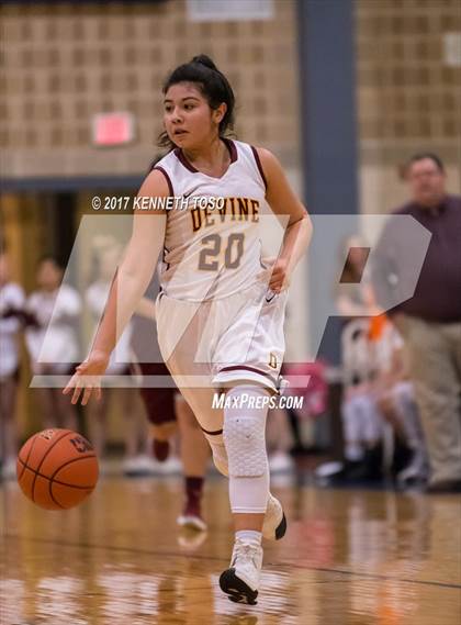 Thumbnail 1 in Devine vs. Poteet (UIL 4A Bi-District) photogallery.