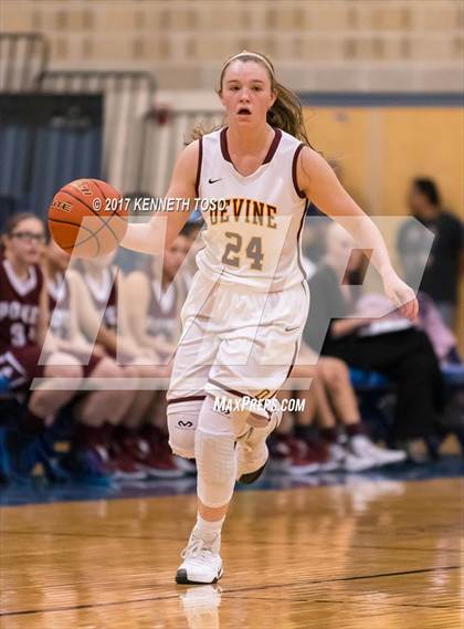 Thumbnail 2 in Devine vs. Poteet (UIL 4A Bi-District) photogallery.