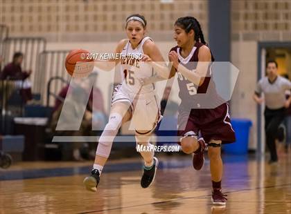 Thumbnail 2 in Devine vs. Poteet (UIL 4A Bi-District) photogallery.