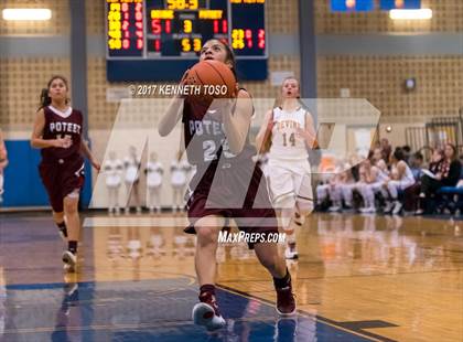 Thumbnail 1 in Devine vs. Poteet (UIL 4A Bi-District) photogallery.