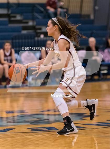 Thumbnail 1 in Devine vs. Poteet (UIL 4A Bi-District) photogallery.