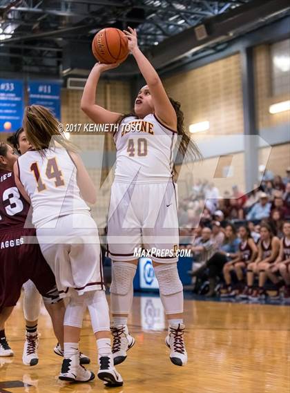 Thumbnail 1 in Devine vs. Poteet (UIL 4A Bi-District) photogallery.