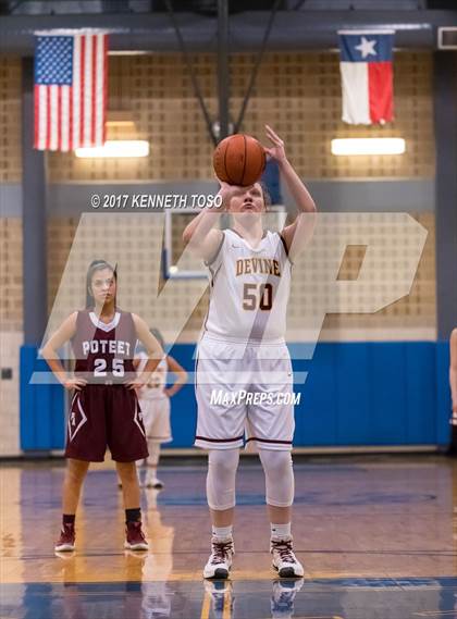 Thumbnail 3 in Devine vs. Poteet (UIL 4A Bi-District) photogallery.