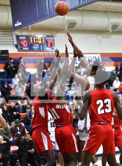 Thumbnail 3 in Sierra Canyon vs. Northeast (Tarkanian Classic) photogallery.