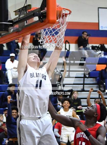 Thumbnail 3 in Sierra Canyon vs. Northeast (Tarkanian Classic) photogallery.