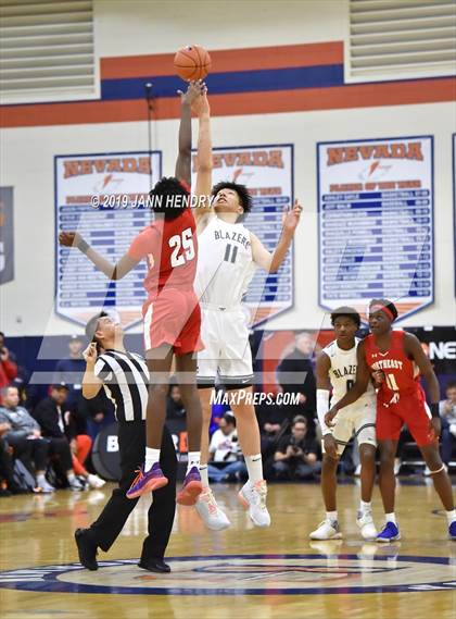 Thumbnail 2 in Sierra Canyon vs. Northeast (Tarkanian Classic) photogallery.