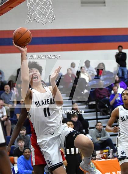 Thumbnail 1 in Sierra Canyon vs. Northeast (Tarkanian Classic) photogallery.