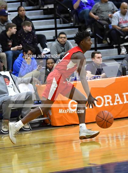 Thumbnail 3 in Sierra Canyon vs. Northeast (Tarkanian Classic) photogallery.
