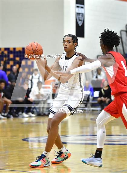 Thumbnail 2 in Sierra Canyon vs. Northeast (Tarkanian Classic) photogallery.