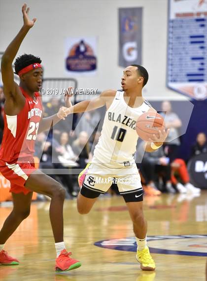 Thumbnail 2 in Sierra Canyon vs. Northeast (Tarkanian Classic) photogallery.