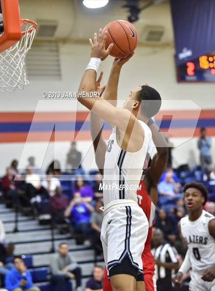 Thumbnail 1 in Sierra Canyon vs. Northeast (Tarkanian Classic) photogallery.