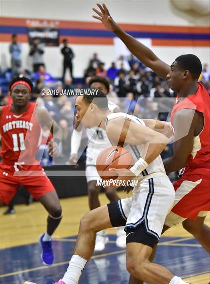 Thumbnail 3 in Sierra Canyon vs. Northeast (Tarkanian Classic) photogallery.