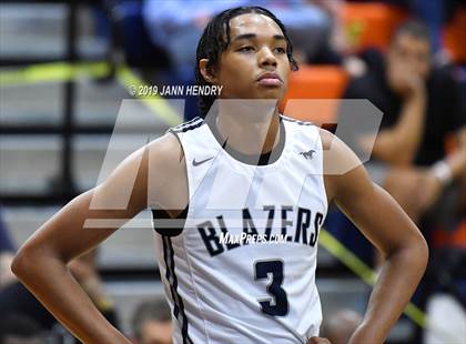 Thumbnail 2 in Sierra Canyon vs. Northeast (Tarkanian Classic) photogallery.