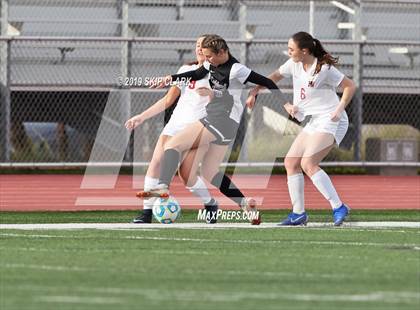 Thumbnail 2 in Harvard-Westlake vs. Carlsbad (CIF SS Open Division Semifinal) photogallery.