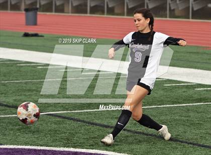 Thumbnail 2 in Harvard-Westlake vs. Carlsbad (CIF SS Open Division Semifinal) photogallery.