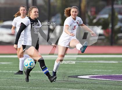 Thumbnail 2 in Harvard-Westlake vs. Carlsbad (CIF SS Open Division Semifinal) photogallery.