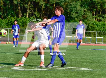 Thumbnail 1 in Raritan @ Holmdel photogallery.