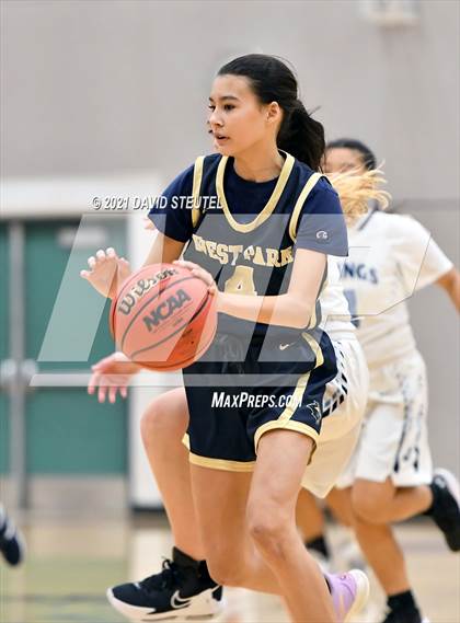 Thumbnail 2 in West Park vs. Oakmont (Nighthawk Christmas Classic) photogallery.