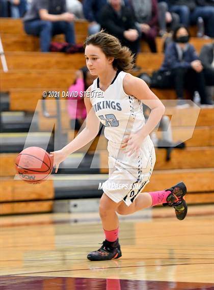 Thumbnail 2 in West Park vs. Oakmont (Nighthawk Christmas Classic) photogallery.