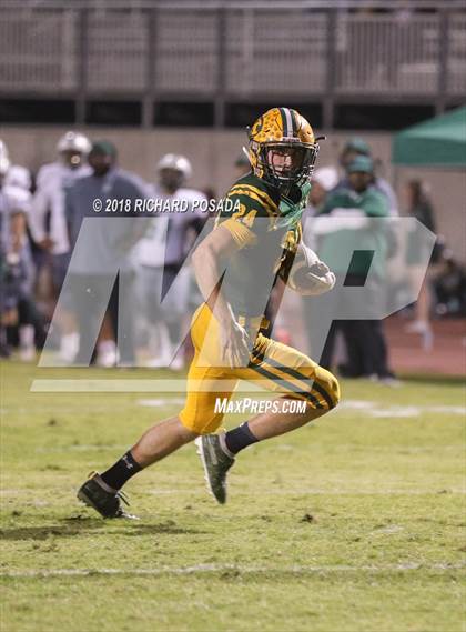 Thumbnail 3 in Kingsburg vs. Hoover (CIF CS D3 Opening Round) photogallery.