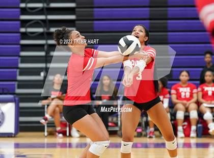 Thumbnail 1 in Pike @ Ben Davis photogallery.