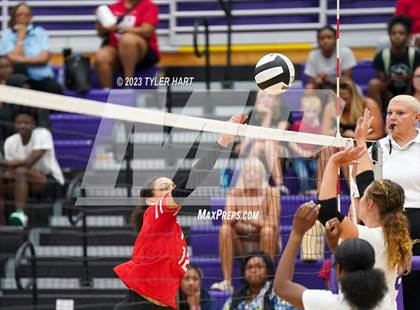 Thumbnail 1 in Pike @ Ben Davis photogallery.