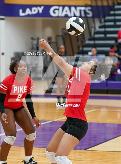 Thumbnail 2 in Pike @ Ben Davis photogallery.